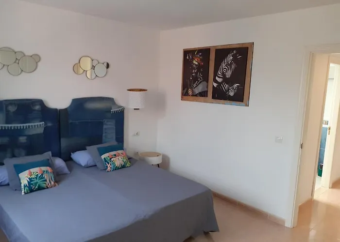 Oasis Waves House